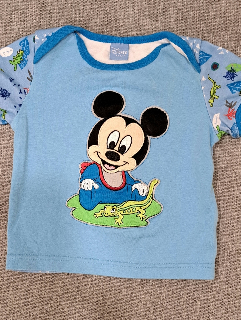 2/$10 Disney Mickey Mouse Graphic T-shirt